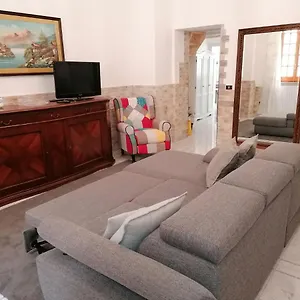 https://centro-brindisi.lecce-hotels.com